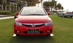 最新款思域爆料照片真实,动感外观与科技配置完美融合，引领轿车市场新潮流”